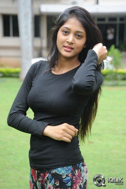 Sushma-Raj-at-Maaya-Movie-Preview-Meet